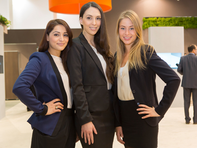 Messehostessen auf der EXPO REAL